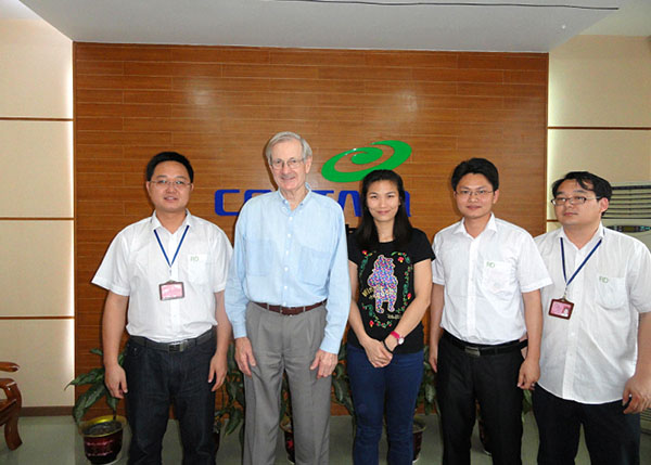 澳大利亚APVMA检查官道林先生到我公司审计指导工作！